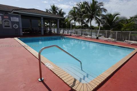 7030 NW 173rd Dr 1602, Hialeah FL - photo 22 of 29
