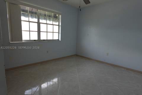 7030 NW 173rd Dr 1602, Hialeah FL - photo 6 of 29