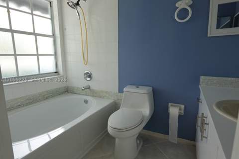 7030 NW 173rd Dr 1602, Hialeah FL - photo 9 of 29