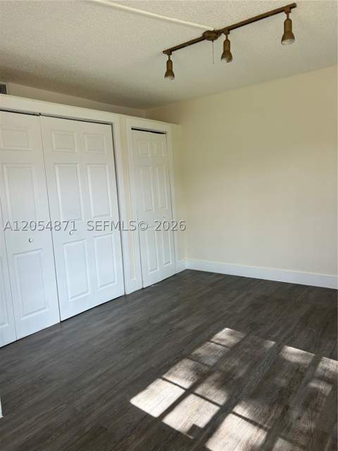 11880 SW 19th Ter 113, Miami FL - photo 10 of 29