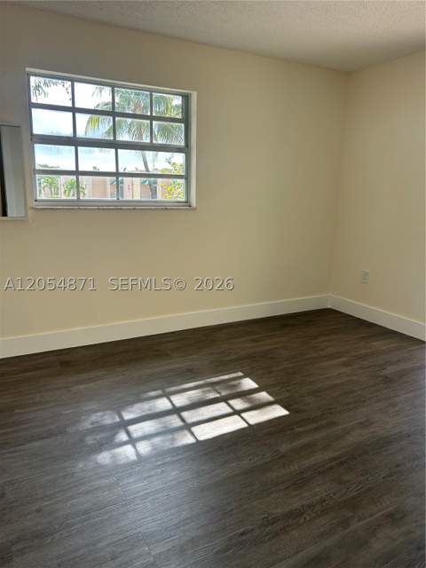 11880 SW 19th Ter 113, Miami FL - photo 16 of 29