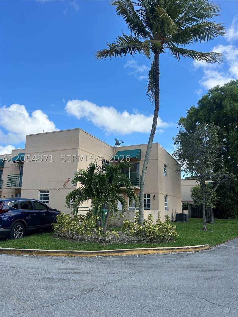 3 bedroom Condominium at 11880 SW 19th Ter 113, Les Chateaux At Int Garde, Miami — photo 4