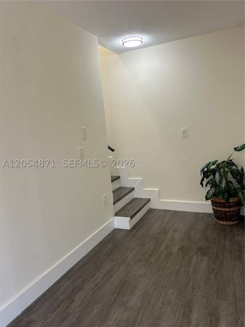 11880 SW 19th Ter 113, Miami FL - photo 7 of 29