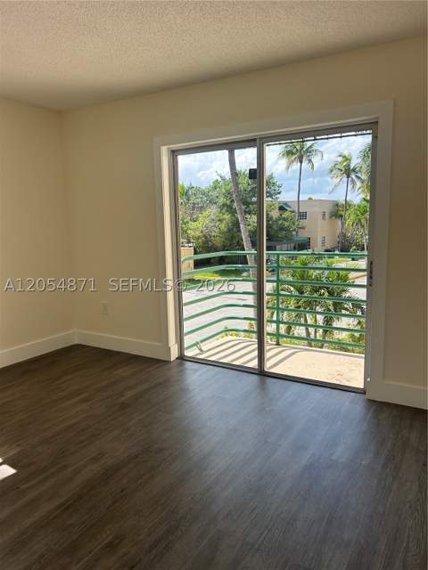 11880 SW 19th Ter 113, Miami FL - photo 9 of 29