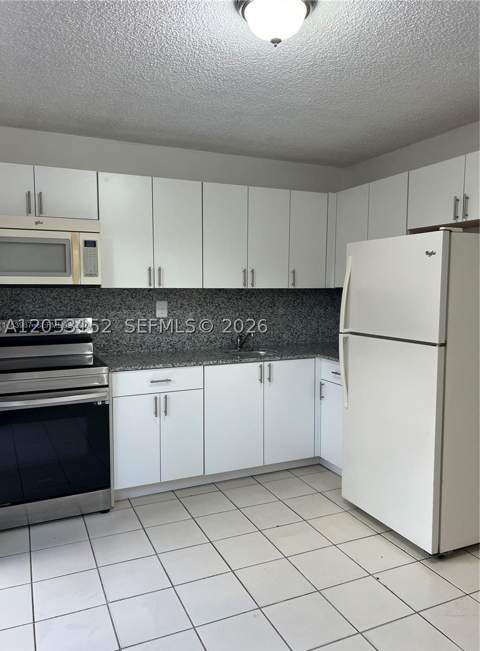 8261 NW 5th Terr 329, Miami FL - photo 6 of 11
