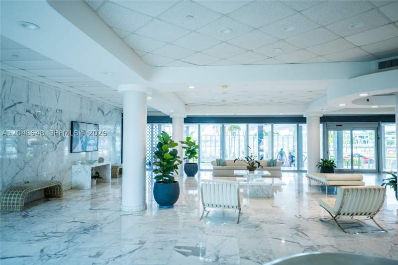 1 bedroom Condominium at 5055 Collins Ave 14H, Crystal House Condo, Miami Beach — photo 3
