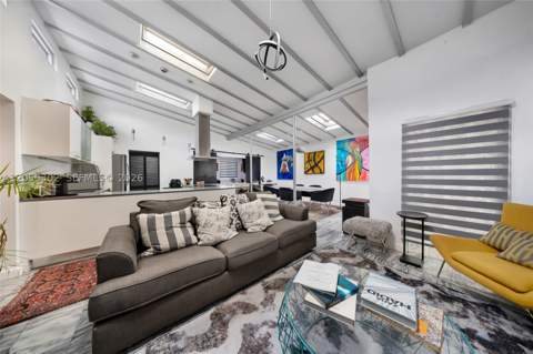 910 NE 81st St, Miami FL - photo 8 of 31