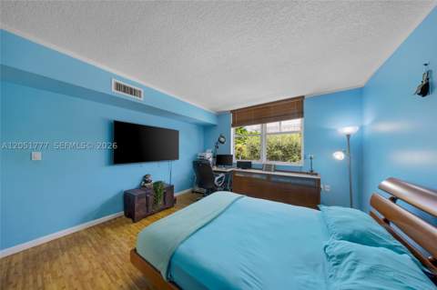 1555 N Treasure Dr 207, North Bay Village FL - photo 13 of 56
