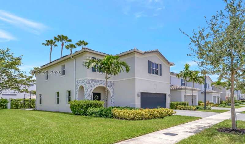 4 bedroom SingleFamilyResidence at 1361 SE 27th Ter, Homestead Park Of Commerc, Homestead — photo 1