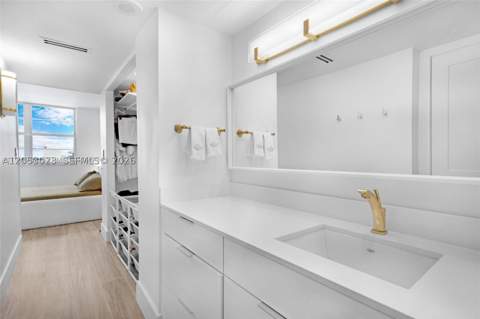5701 Collins Ave 1707, Miami Beach FL - photo 15 of 53