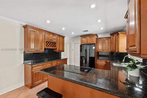 9765 SW 143rd St, Miami FL - photo 10 of 41