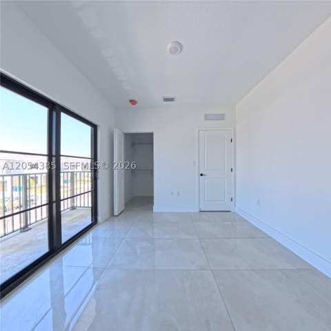 1374 NW 1st St, Florida City FL - photo 15 of 25