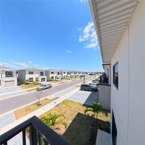 1374 NW 1st St, Florida City FL - photo 16 of 25