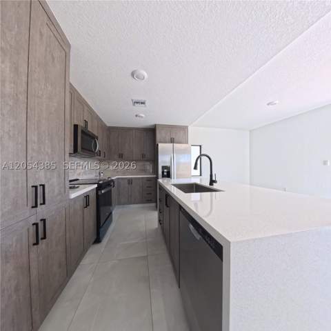 1374 NW 1st St, Florida City FL - photo 8 of 25
