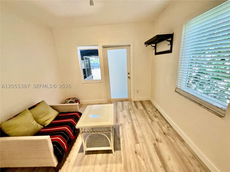 4 bedroom SingleFamilyResidence at 2000 SW 25th St, Crowell Sub, Miami — photo 3