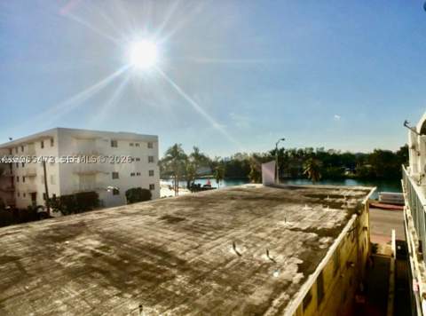 4015 Indian Creek Dr 307, Miami Beach FL - photo 7 of 7