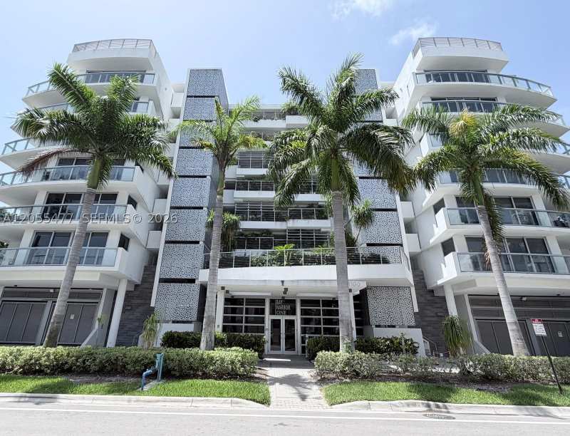 3 bedroom Condominium at 1100 100th St 606, Bay Harbor One Condo, Bay Harbor Islands — photo 1