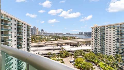 19380 Collins Ave 1423, Sunny Isles Beach FL - photo 14 of 36