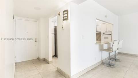 19380 Collins Ave 1423, Sunny Isles Beach FL - photo 19 of 36