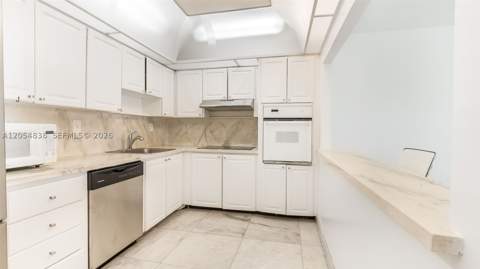 19380 Collins Ave 1423, Sunny Isles Beach FL - photo 21 of 36