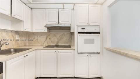 19380 Collins Ave 1423, Sunny Isles Beach FL - photo 22 of 36