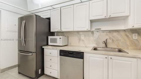 19380 Collins Ave 1423, Sunny Isles Beach FL - photo 23 of 36