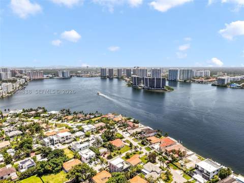 19380 Collins Ave 1423, Sunny Isles Beach FL - photo 6 of 36
