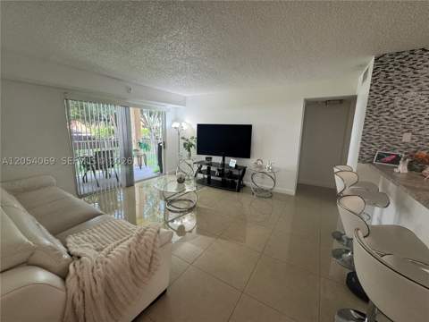 10610 SW 158th Ct 206, Miami FL - photo 7 of 34