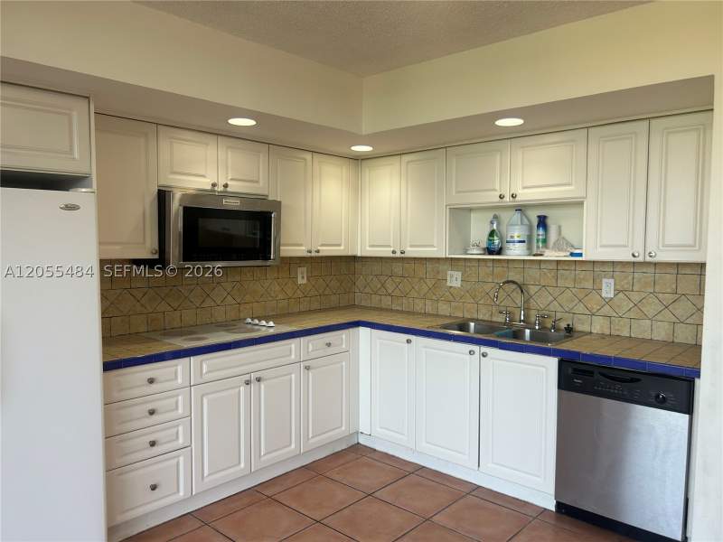 3 bedroom Condominium at 8600 SW 133rd Ave Rd 423, Horizons West Condo #5, Miami — photo 3