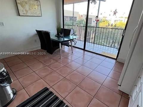 8600 SW 133rd Ave Rd 423, Miami FL - photo 7 of 17