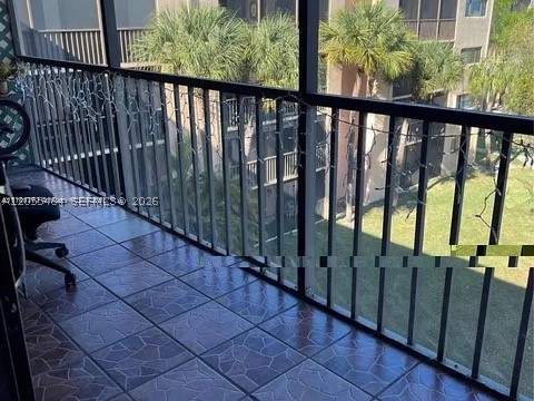 8600 SW 133rd Ave Rd 423, Miami FL - photo 8 of 17