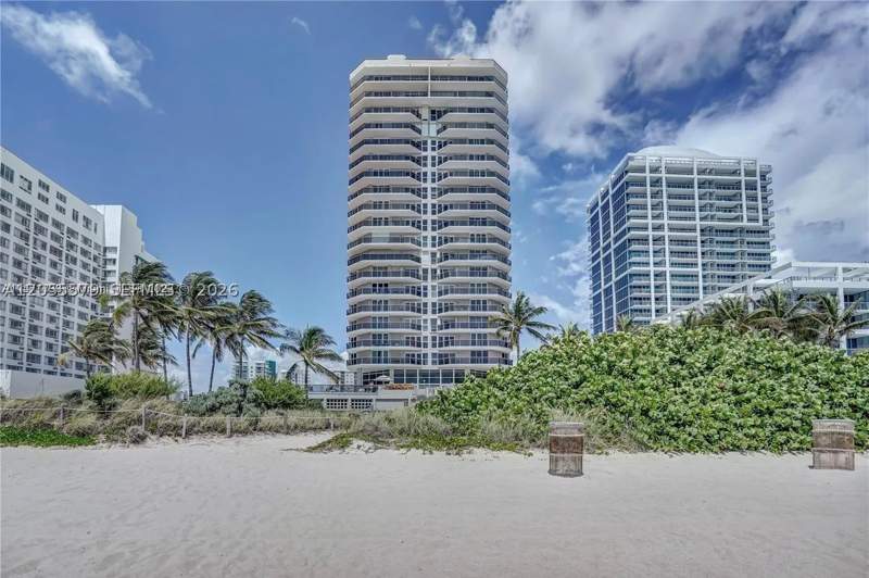 2 bedroom Condominium at 6767 Collins 901, The Sterling Condo, Miami Beach — photo 2