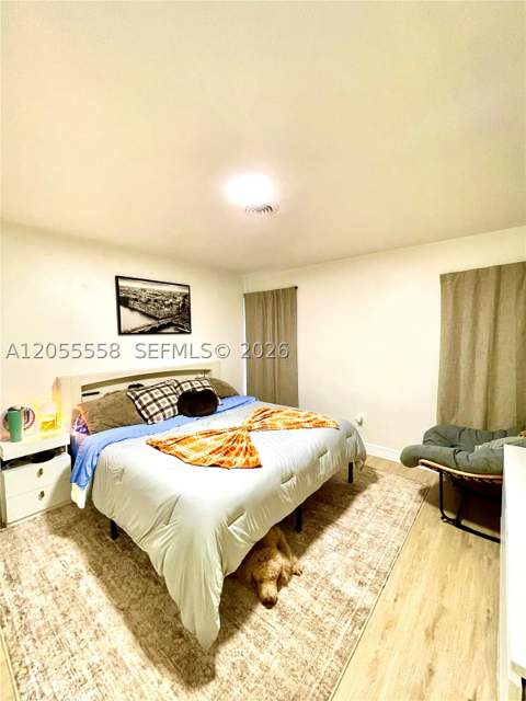 15831 Palmetto Club Dr, Miami FL - photo 8 of 11