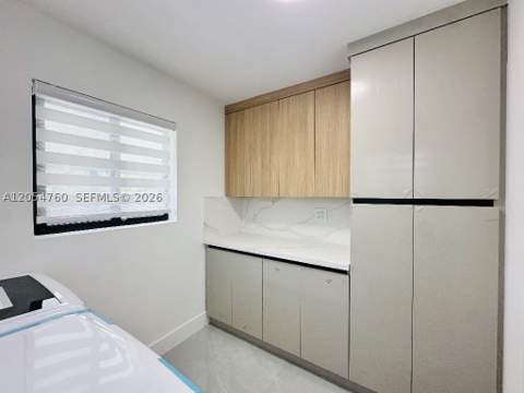 430 SW 100th Ave, Sweetwater FL - photo 17 of 40