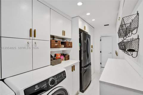 19130 NE 21st Ave, North Miami Beach FL - photo 16 of 47