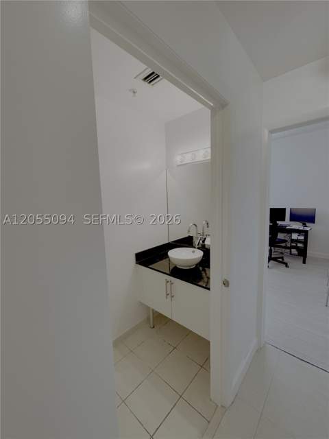 31 SE 5th St 3712, Miami FL - photo 10 of 23