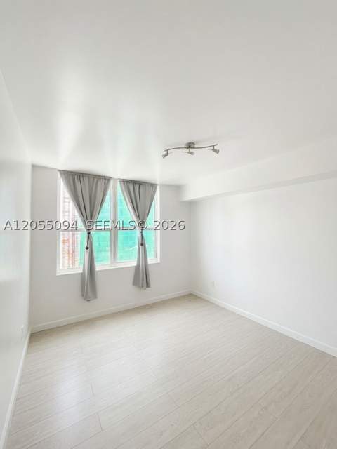31 SE 5th St 3712, Miami FL - photo 17 of 23