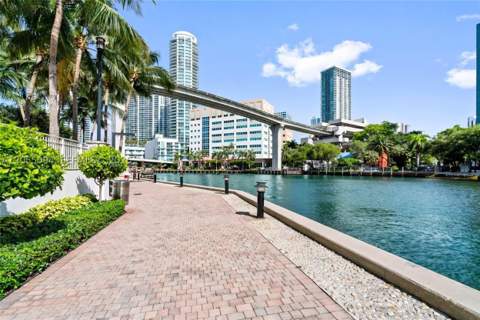 31 SE 5th St 3712, Miami FL - photo 21 of 23