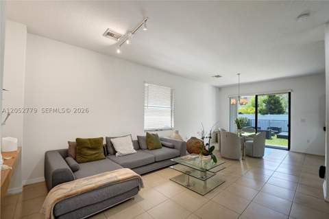 650 NE 191st Ter, Miami FL - photo 15 of 92