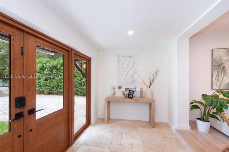 3 bedroom SingleFamilyResidence at 4155 Pamona Ave, Utopia, Miami — photo 2