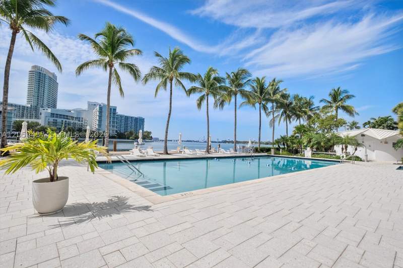 0 bedroom Condominium at 20 Island Ave 315, Belle Plaza Condo, Miami Beach — photo 4