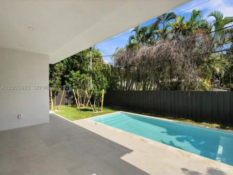 1621 SW 11th Ter, Miami FL - photo 13 of 68
