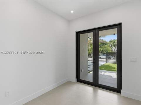 1621 SW 11th Ter, Miami FL - photo 22 of 68