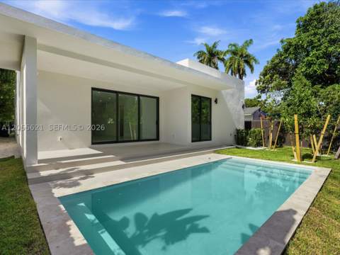 1621 SW 11th Ter, Miami FL - photo 8 of 68