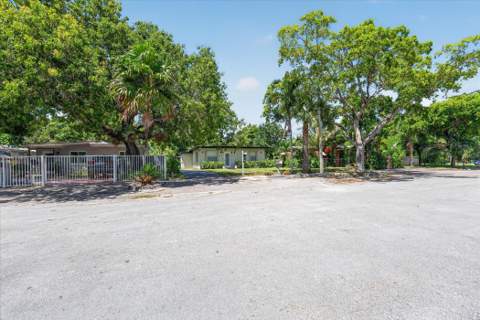 1645 NW 121st Street, North Miami FL - photo 6 of 49