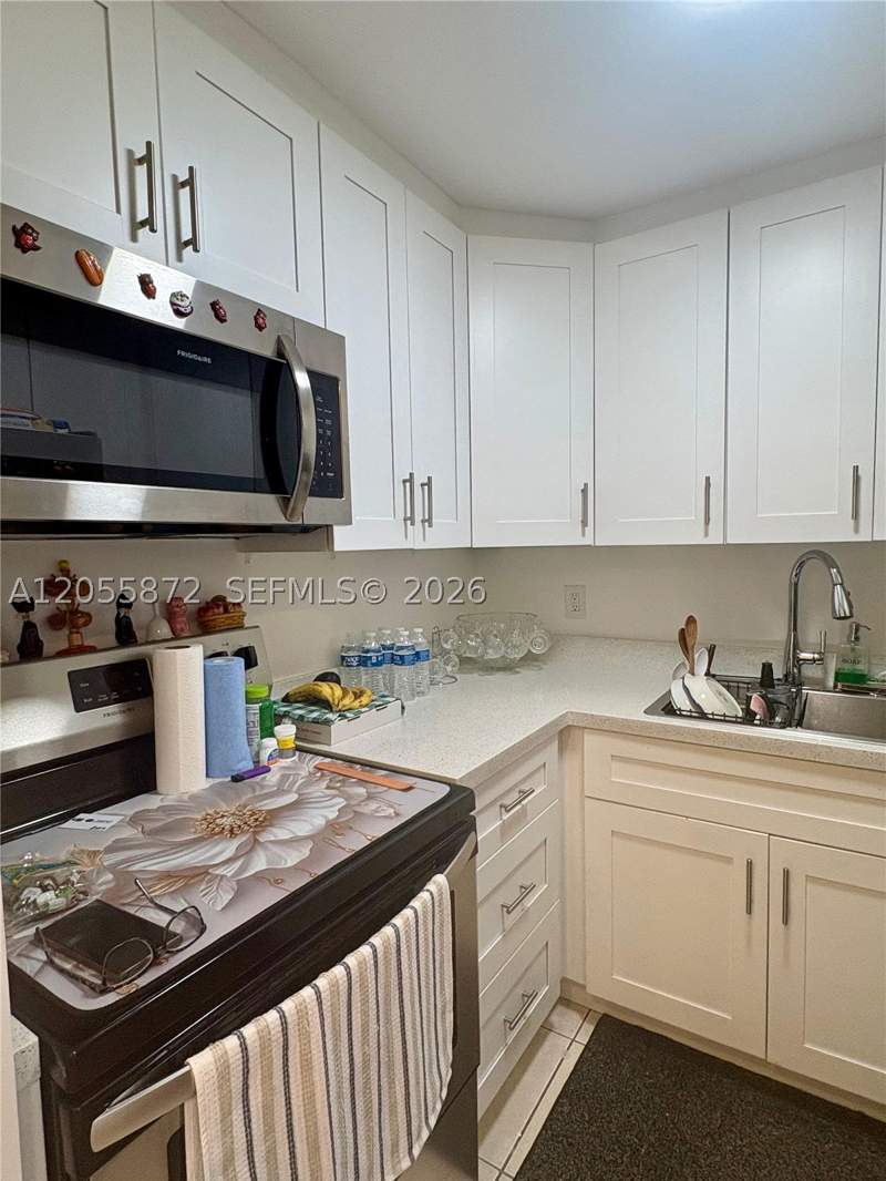 1 bedroom Condominium at 5050 NW 7th St 309, 5050 Condo, Miami — photo 3