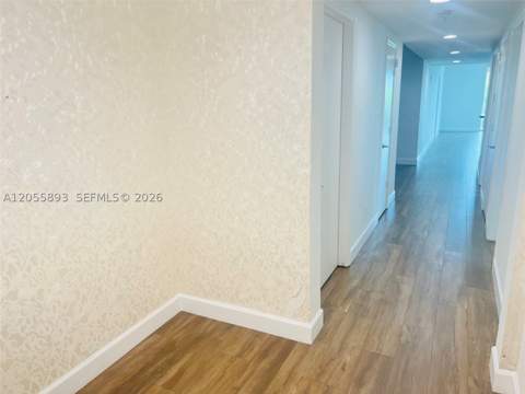 14951 Royal Oaks Ln 409, North Miami FL - photo 14 of 86