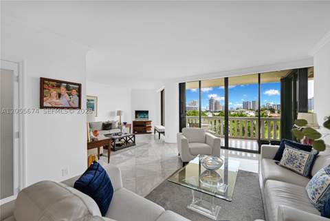 3000 Island Blvd 505, Aventura FL - photo 14 of 141
