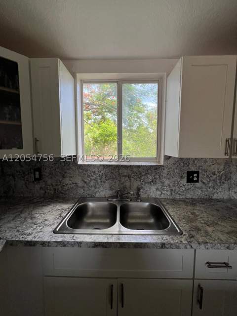 7516 NE 1st Ave 203, Miami FL - photo 15 of 54