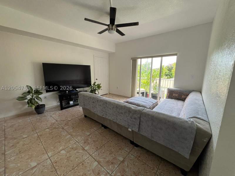 2 bedroom Condominium at 7516 NE 1st Ave 203, Le Terrace Condo, Miami — photo 2